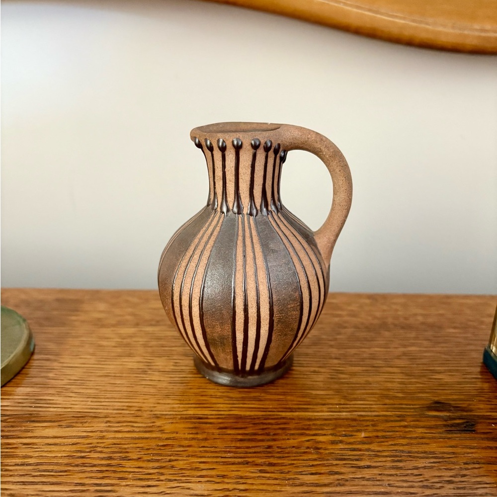 Striped Pottery Pitcher - Picture 2 of 5